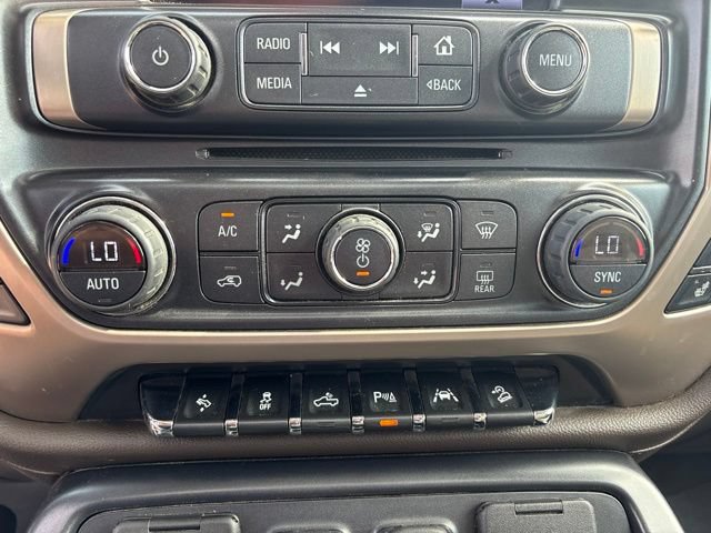 Used 2016 GMC Sierra 1500 Denali w/ Enhanced Driver Alert Package AWD/4WD image 26