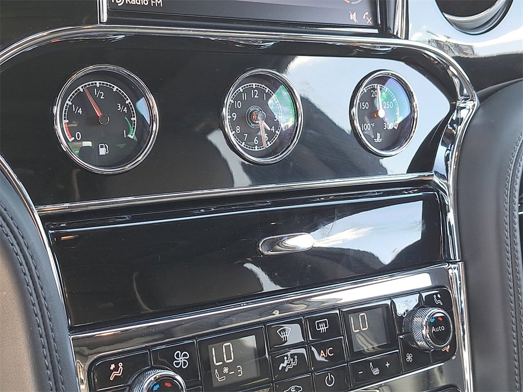 Used 2017 Bentley Mulsanne Speed image 27