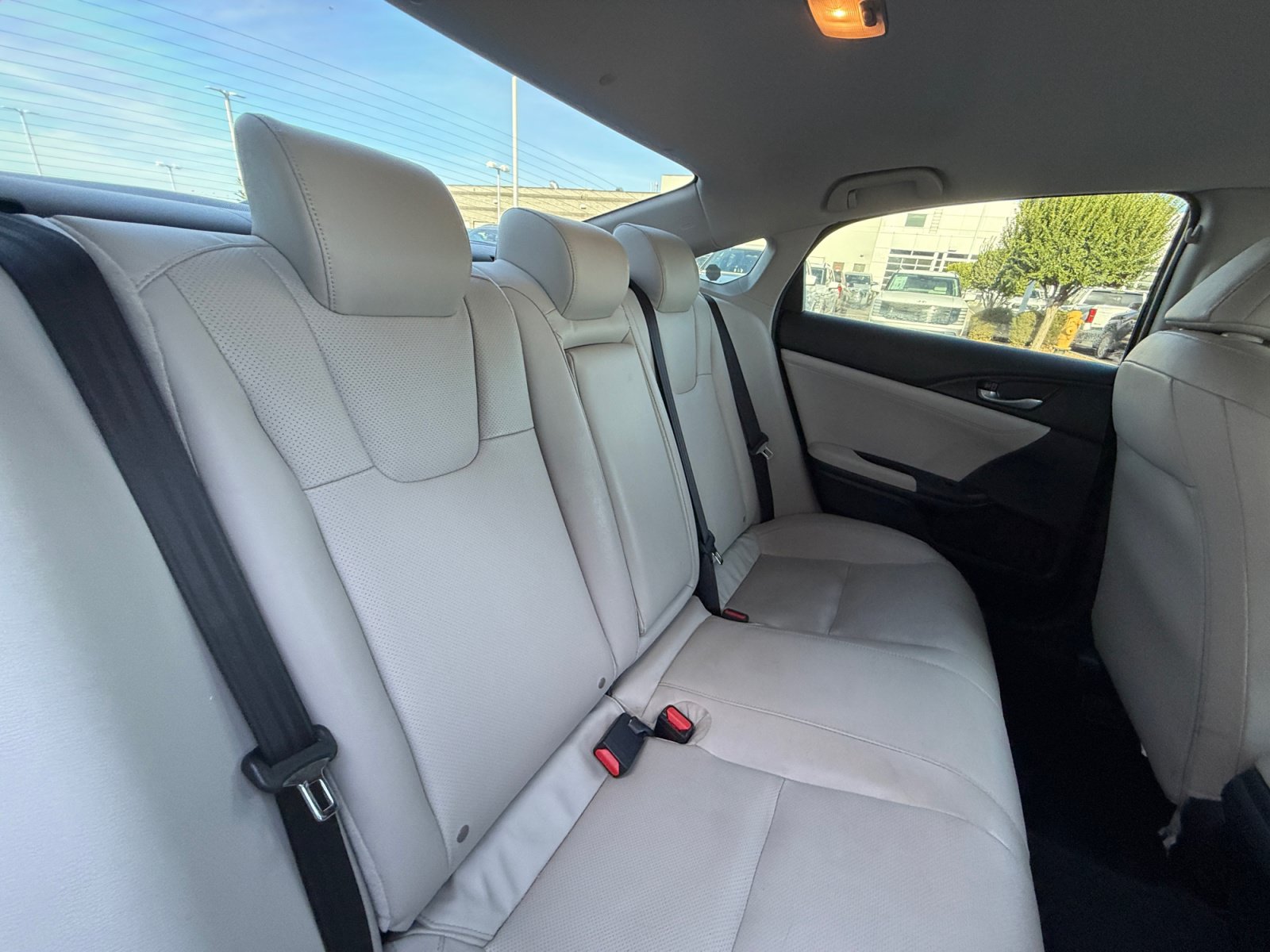 Used 2020 Honda Insight Touring image 18