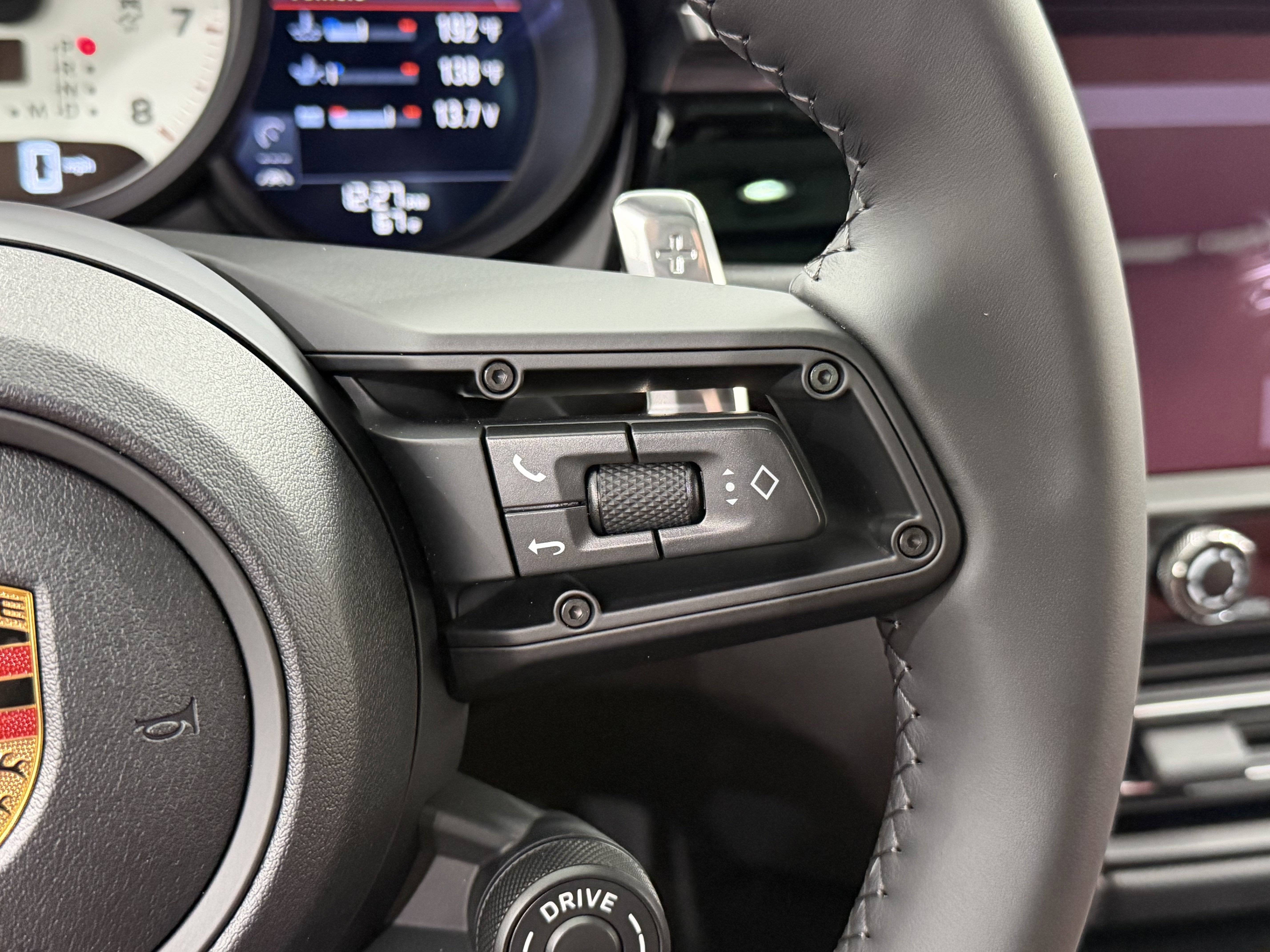 New 2026 Porsche Macan Turbo image 49