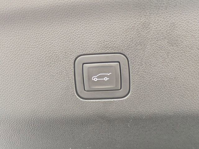 Certified 2024 Cadillac Escalade Sport image 12