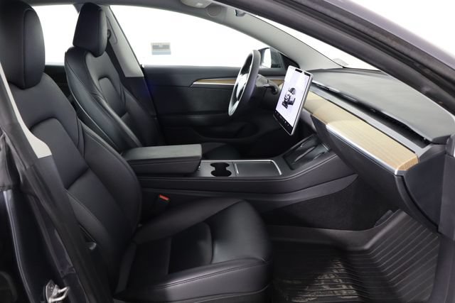 Used 2023 Tesla Model 3 Standard Range RWD image 16