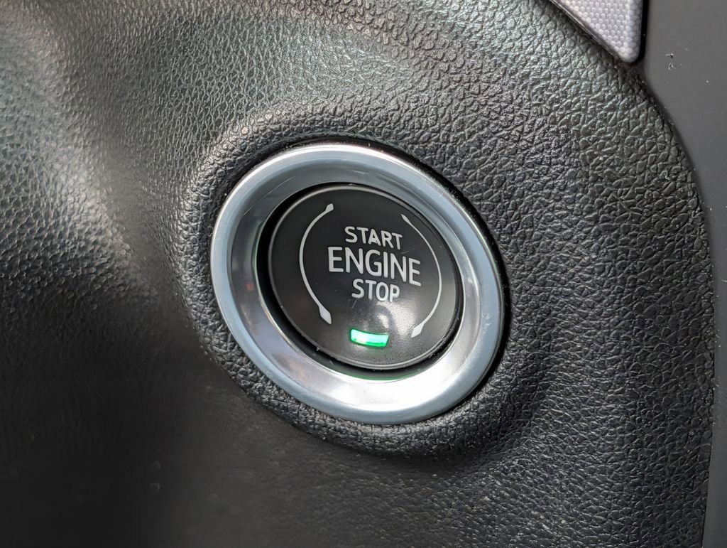 Used 2021 GMC Sierra 1500 Elevation w/ LPO, Elevation Black Package RWD image 18