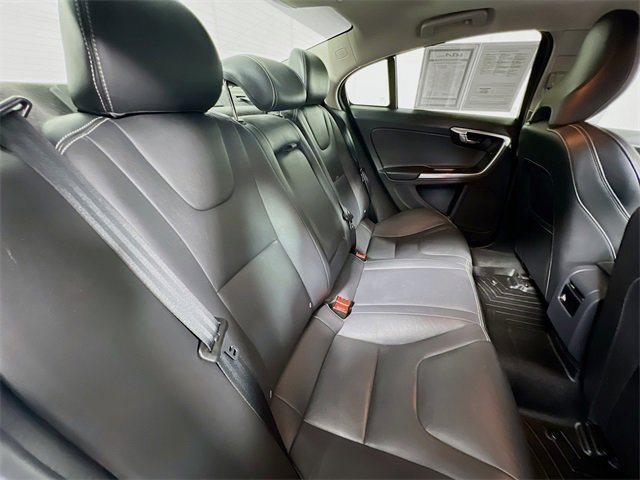 Used 2018 Volvo S60 T5 Dynamic w/ Vision Package image 27