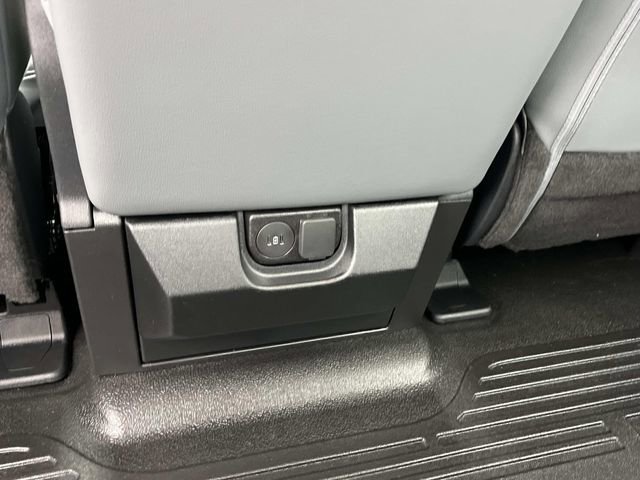 New 2026 Ford F350 XL w/ XL Chrome Package image 17