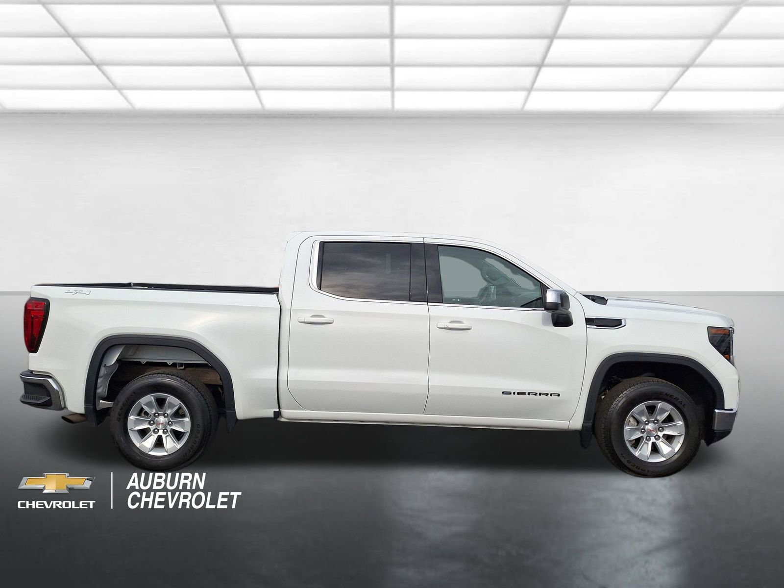 Certified 2024 GMC Sierra 1500 SLE AWD/4WD image 2
