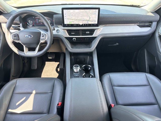 New 2026 Ford Explorer Active w/ Active Comfort Package RWD image 18