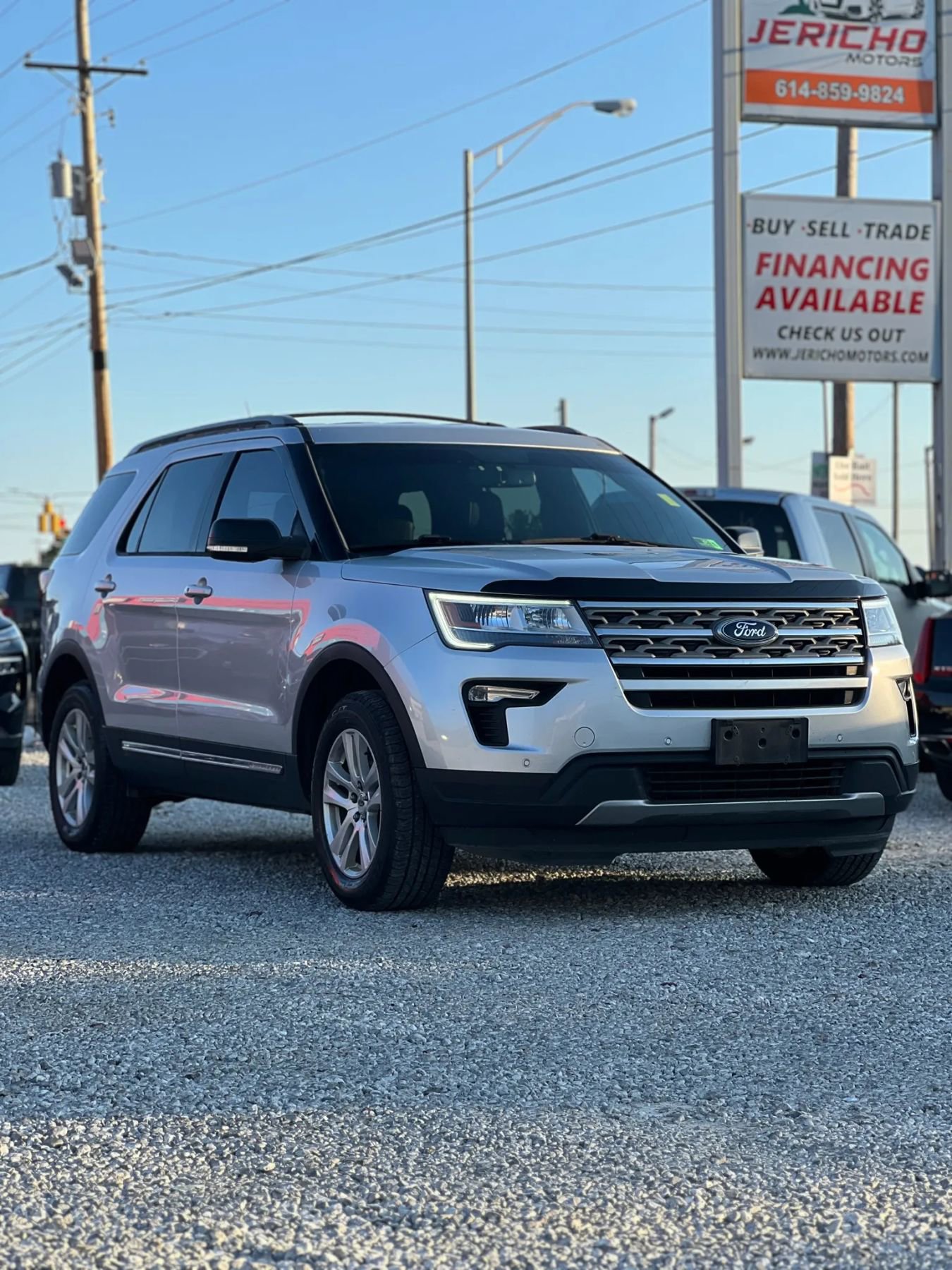 Used 2018 Ford Explorer XLT w/ Equipment Group 202A image 1