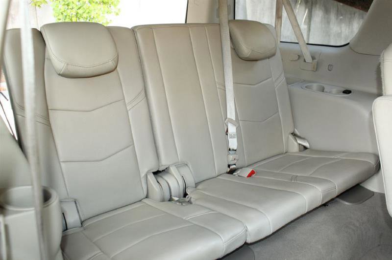 Used 2015 Cadillac Escalade ESV Luxury RWD image 11