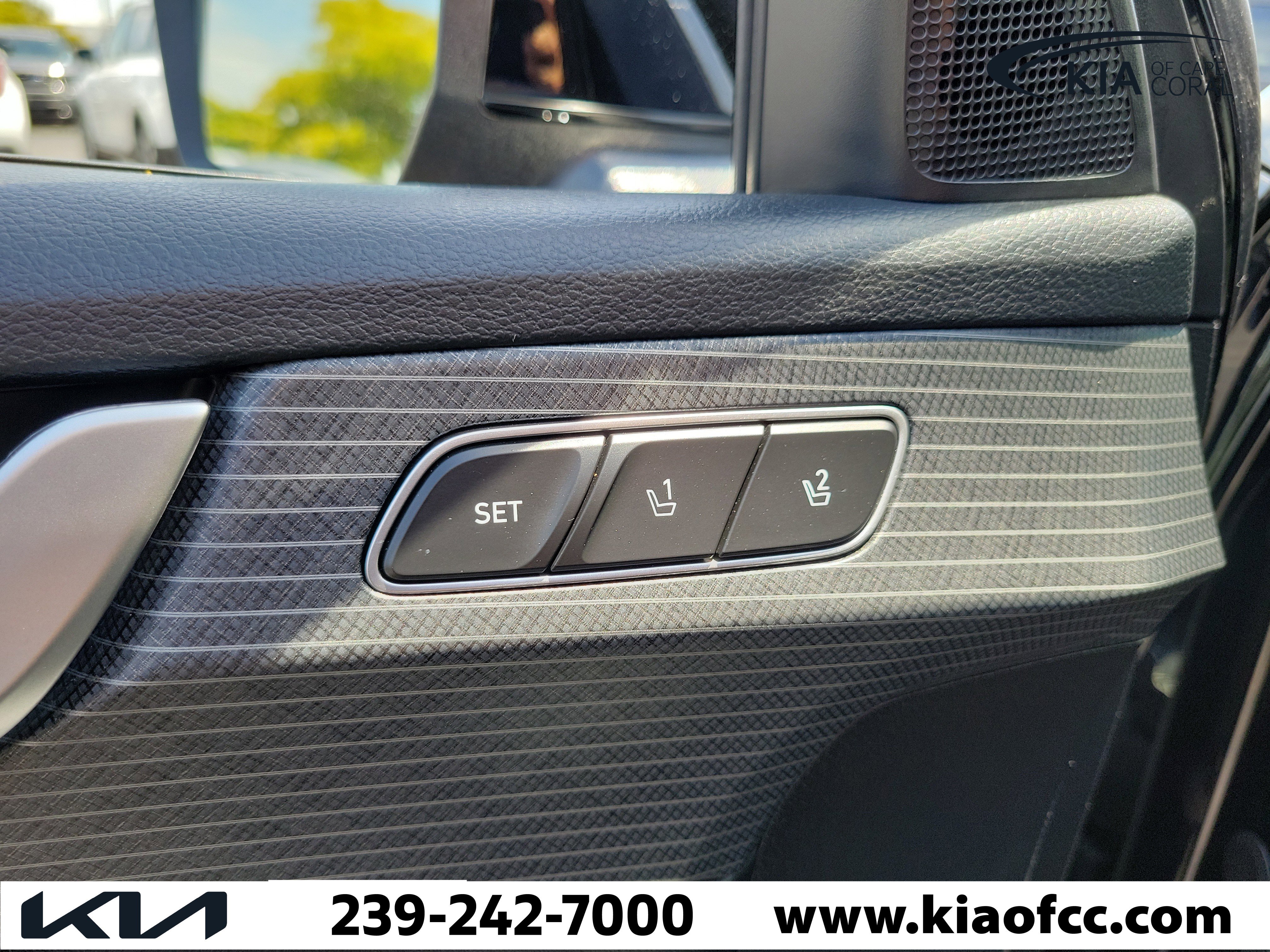 Used 2025 Hyundai Palisade Limited image 26