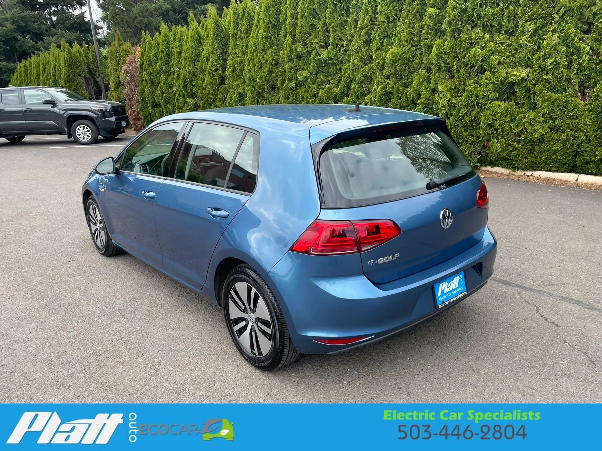 Used 2016 Volkswagen e-Golf SE w/ DC Fast Charging Package FWD image 6