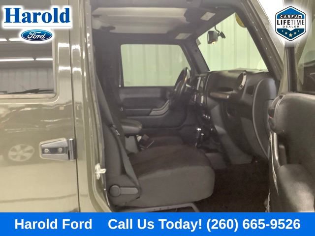 Used 2015 Jeep Wrangler Unlimited Sport w/ Quick Order Package 24S AWD/4WD image 11