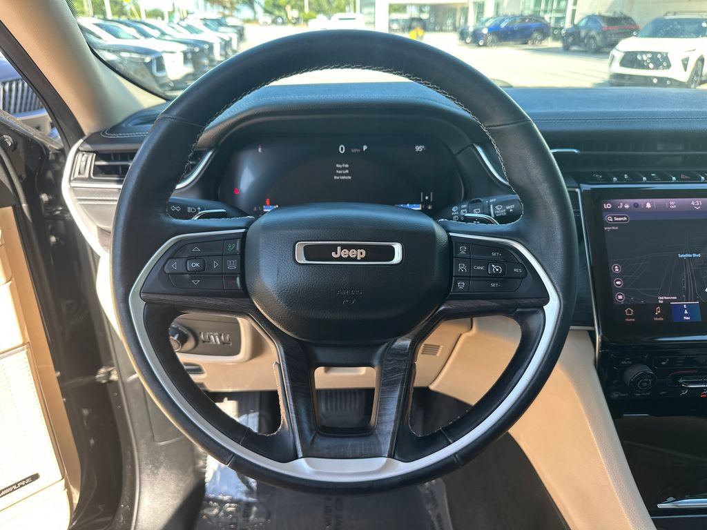 Used 2021 Jeep Grand Cherokee L Limited w/ MOPAR Finishing Package AWD/4WD image 20
