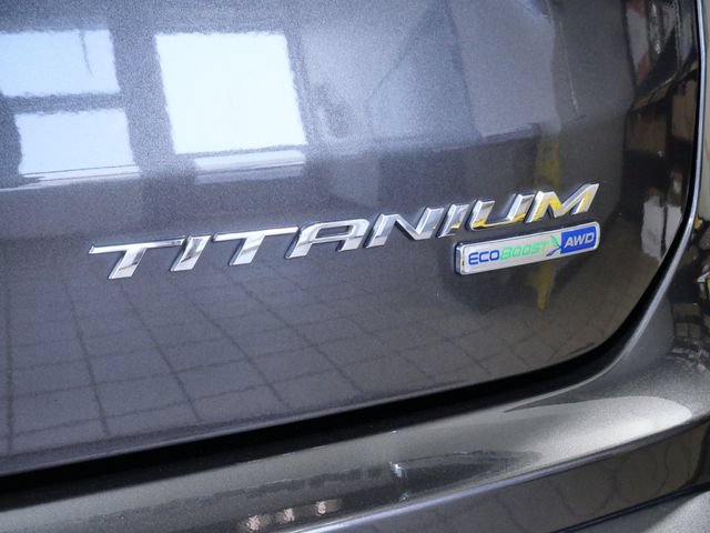 Certified 2020 Ford Edge Titanium w/ Canadian Touring Package AWD/4WD image 9