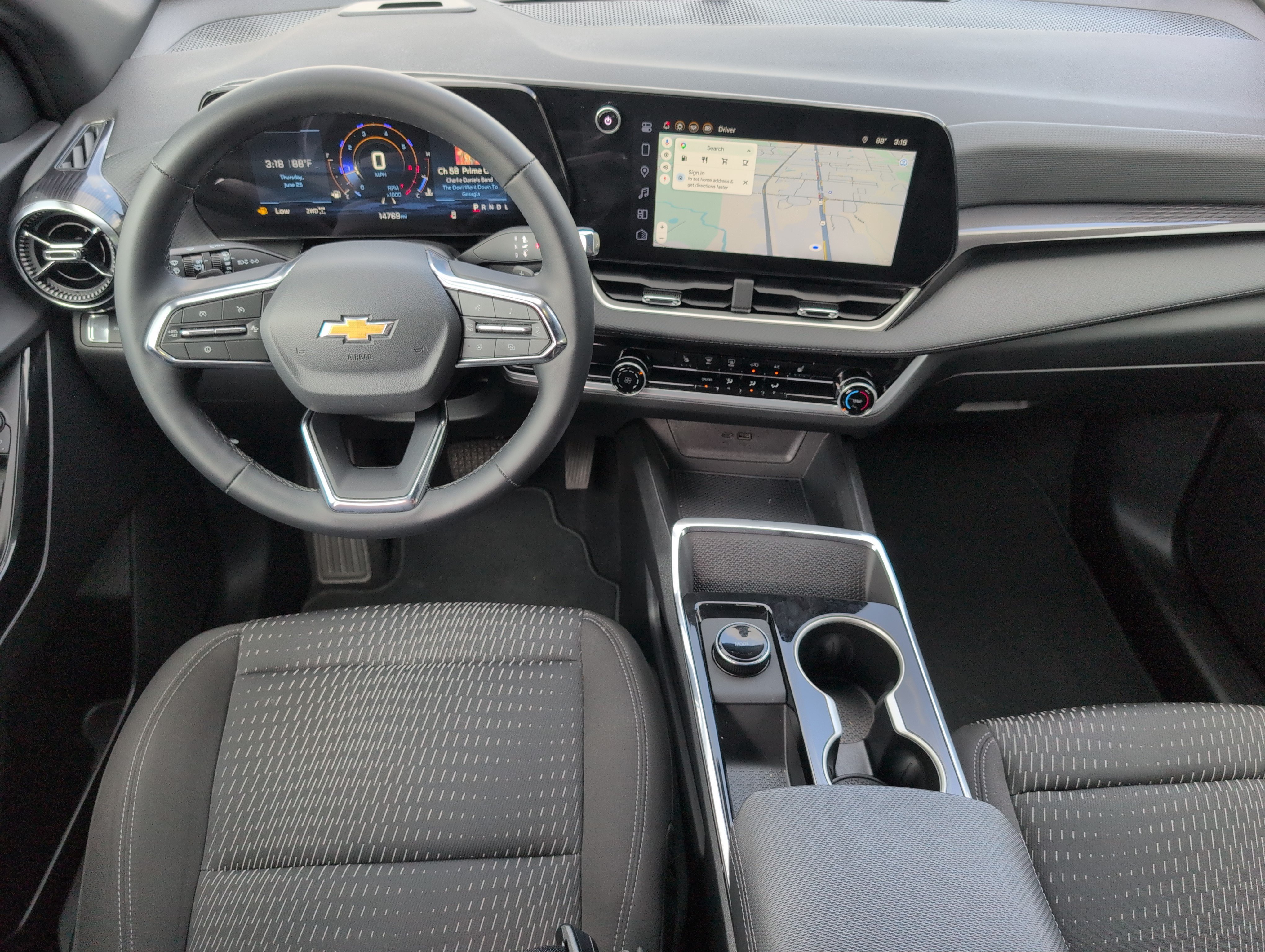 Used 2026 Chevrolet Equinox LT AWD/4WD image 28