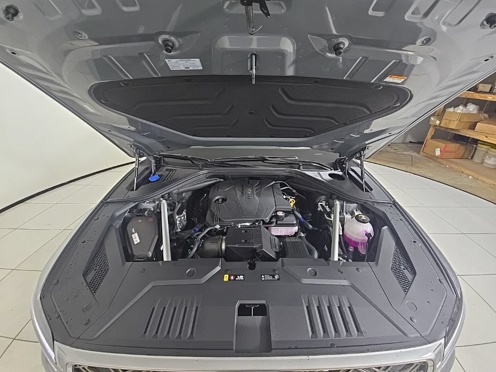New 2027 Genesis GV70 2.5T Advanced AWD/4WD image 35