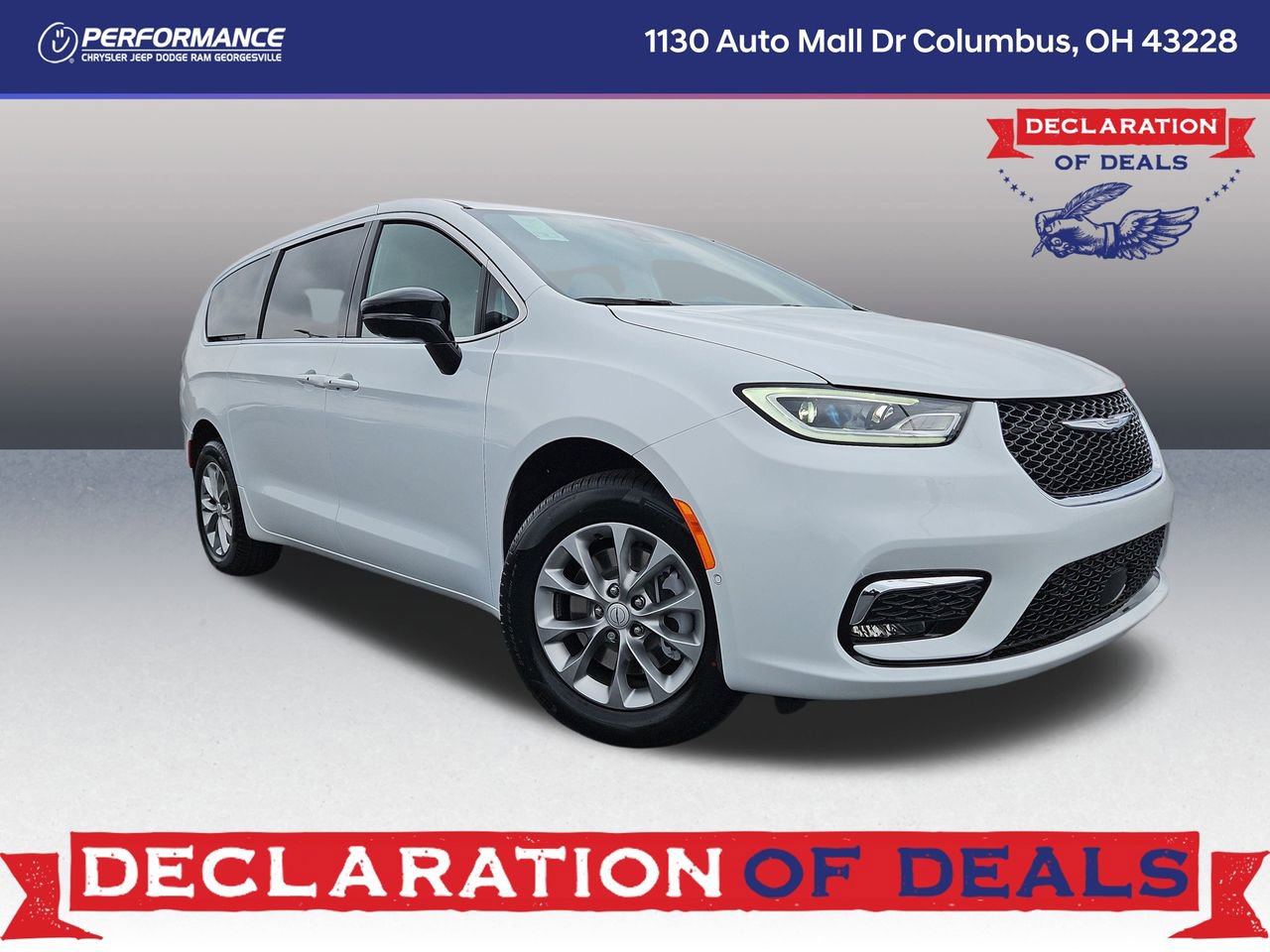 New 2026 Chrysler Pacifica Select image 1