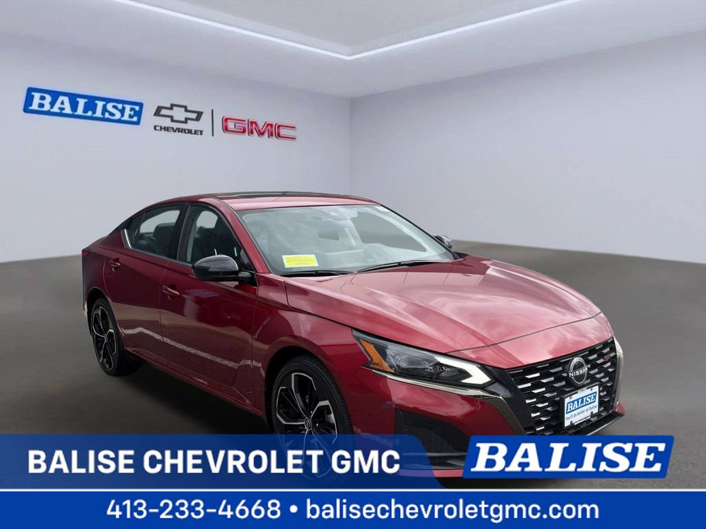 Used 2023 Nissan Altima 2.5 SR w/ SR Premium Package AWD/4WD image 1
