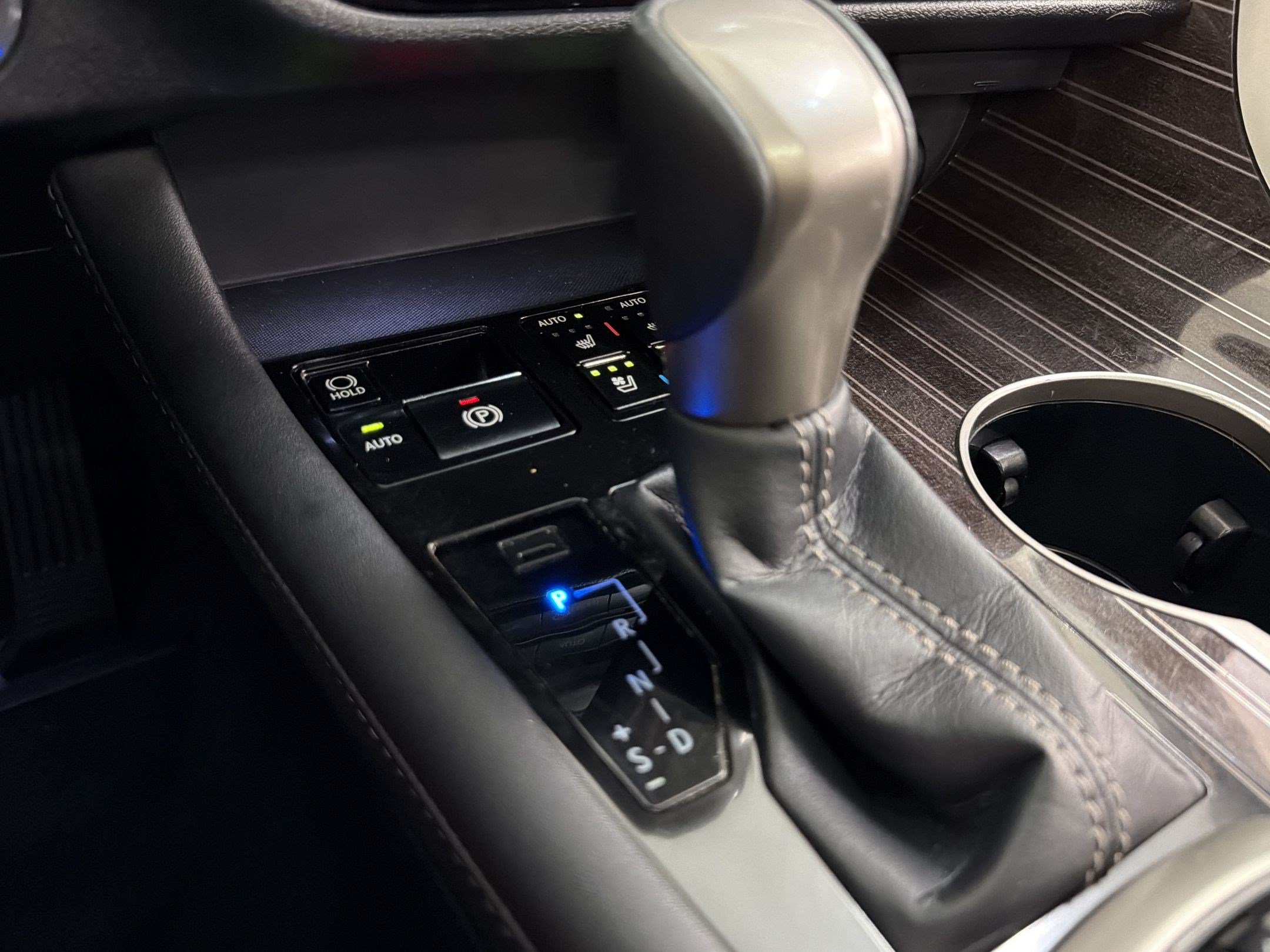 Used 2016 Lexus RX 350 AWD w/ Luxury Package image 19
