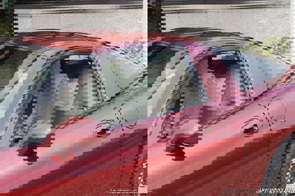 Used 2003 Chevrolet Corvette 50th Anniversary Edition w/ Preferred Equipment Group image 13