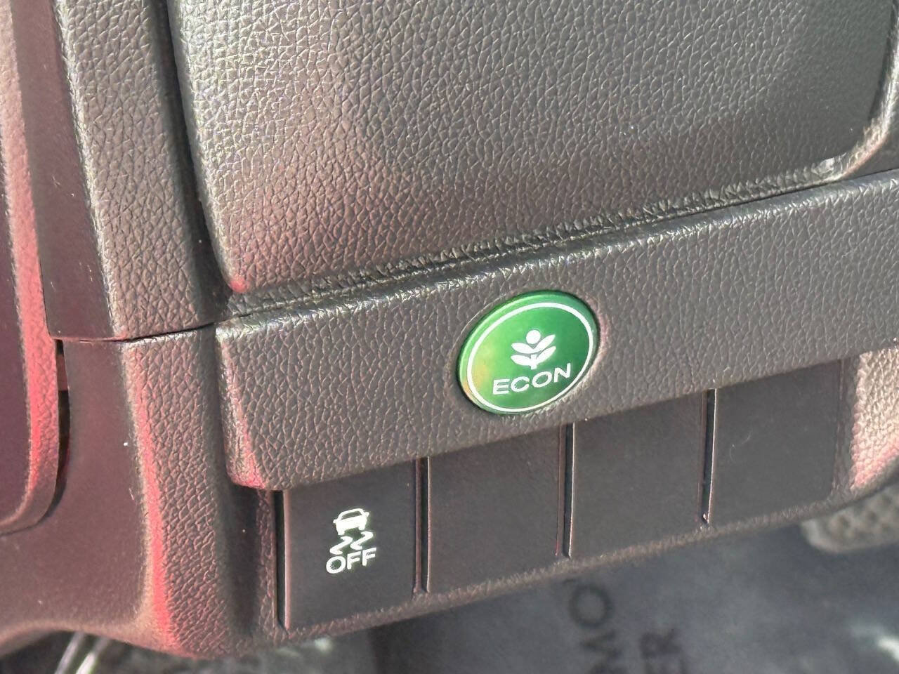 Used 2015 Honda Fit EX image 9