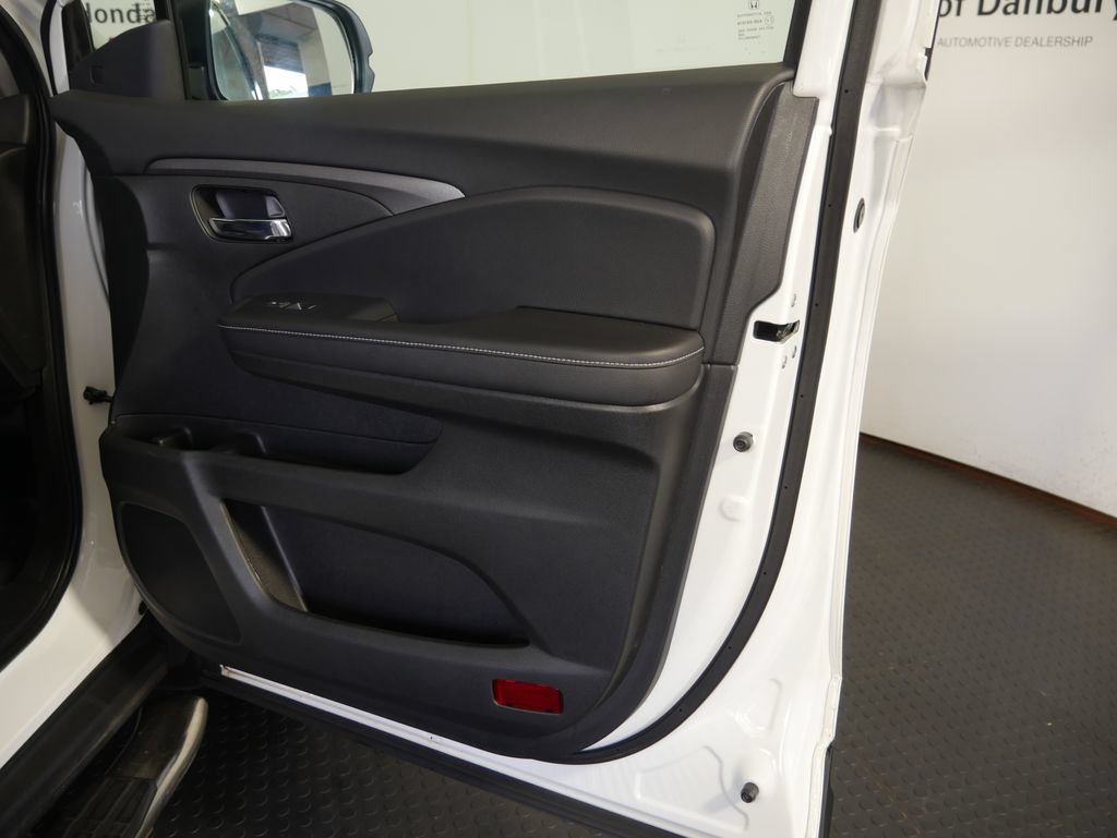 Certified 2021 Honda Ridgeline RTL image 5