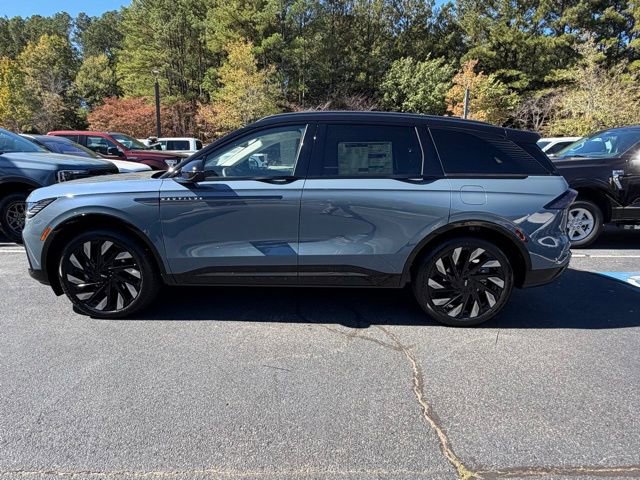 New 2026 Lincoln Nautilus Reserve image 4