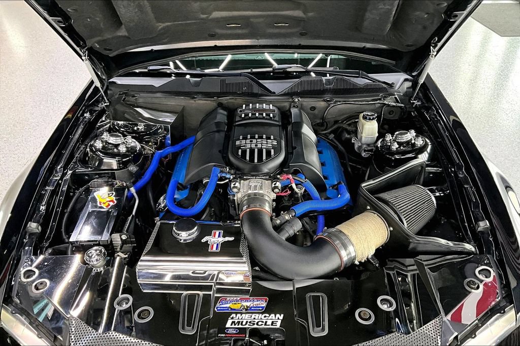 Used 2014 Ford Mustang GT Premium w/ Comfort Package RWD image 30