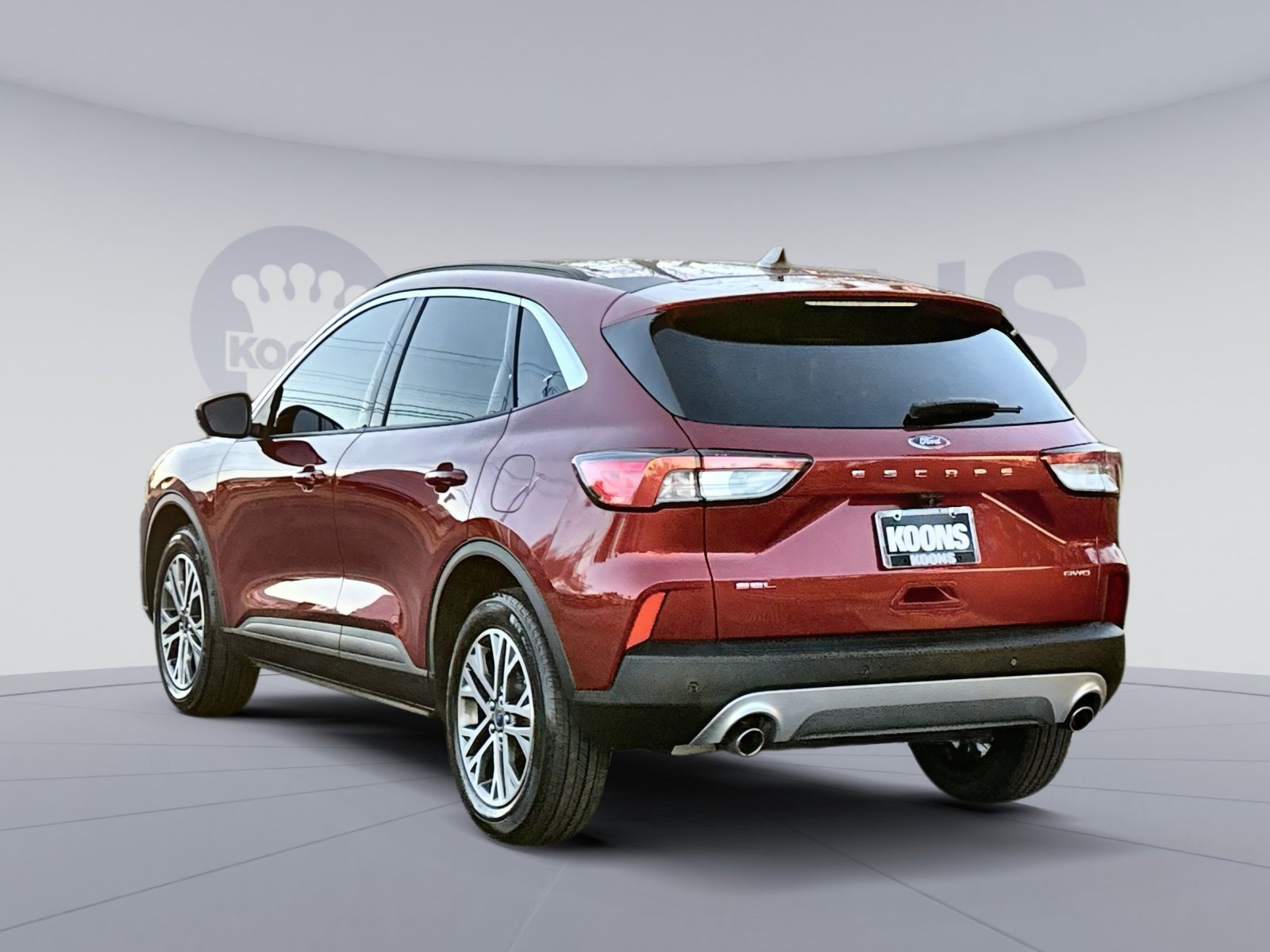 Used 2021 Ford Escape SEL w/ Technology Package image 4