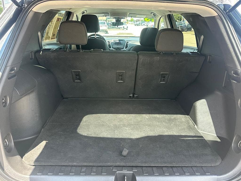 Used 2023 Chevrolet Equinox LT AWD/4WD image 6