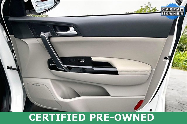 Certified 2022 Kia Sportage EX w/ EX Technology Package image 23