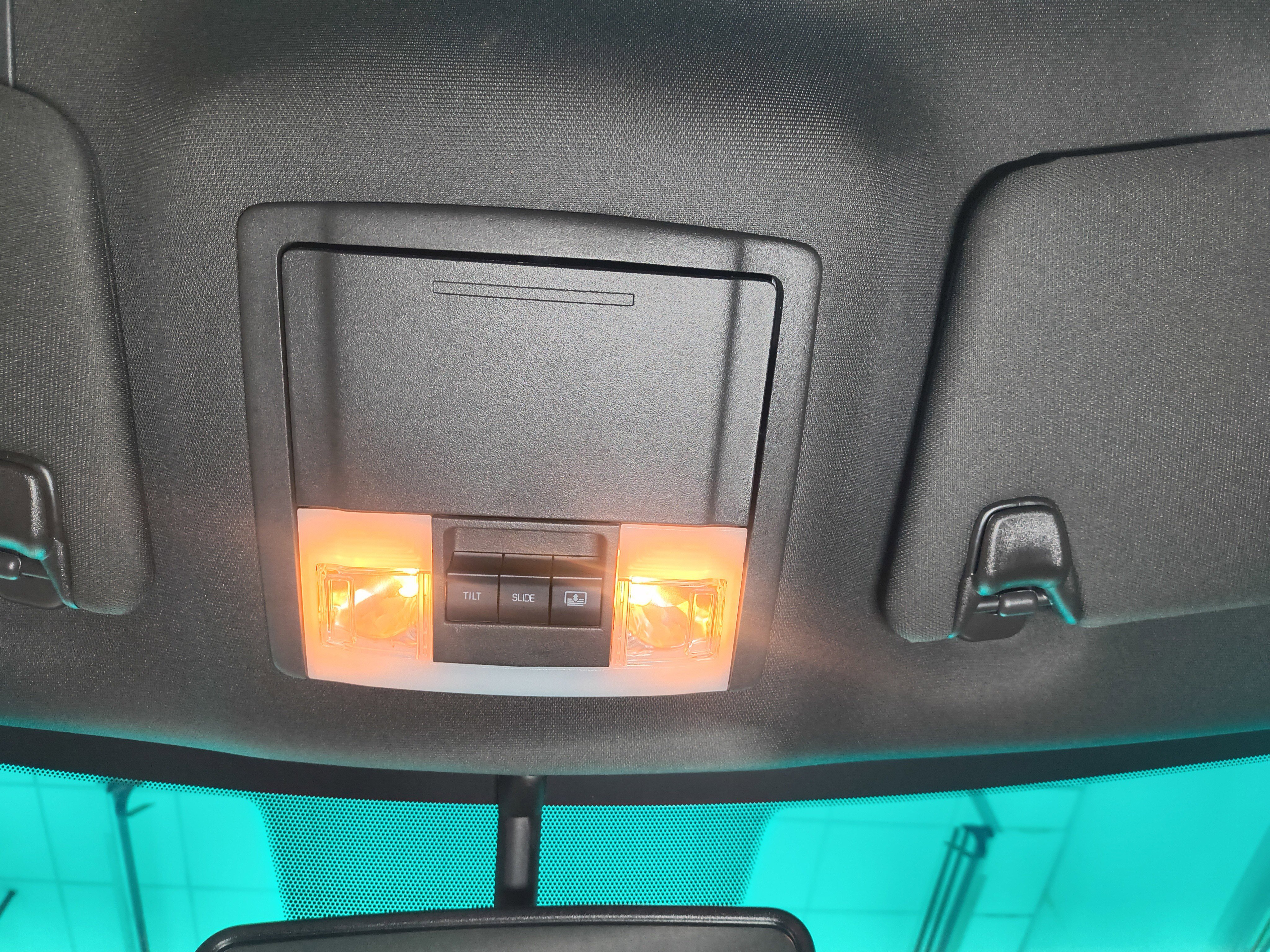 Used 2015 Ford Explorer XLT w/ Equipment Group 202B image 18