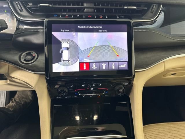 Used 2023 Jeep Grand Cherokee 4WD 4xe w/ Luxury Tech Group II image 22