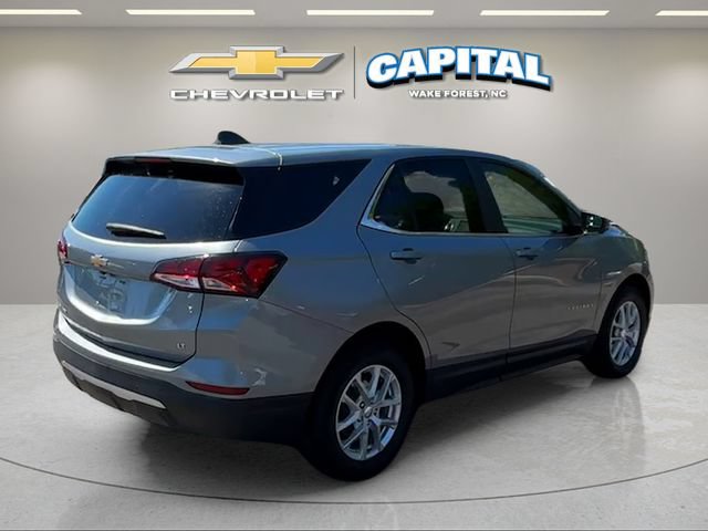 Used 2024 Chevrolet Equinox LT FWD image 5