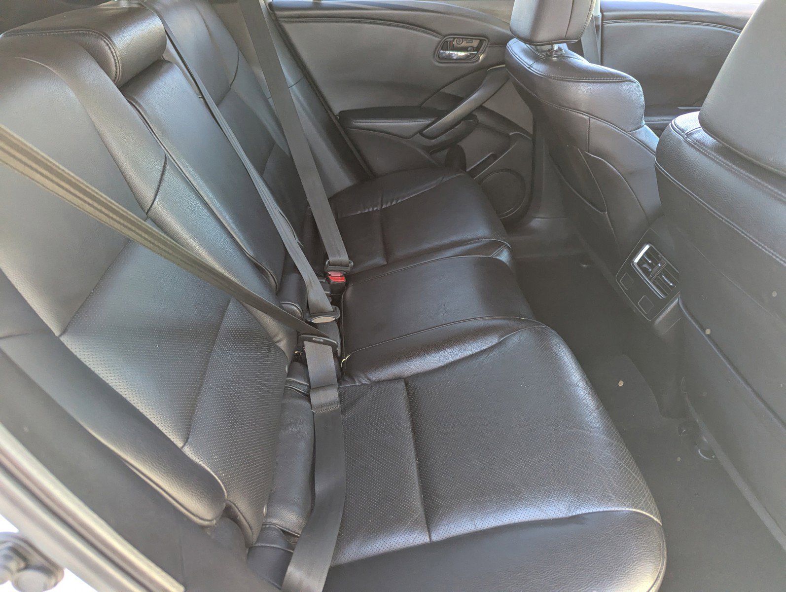 Used 2018 Acura RDX AWD w/ Advance Package image 16