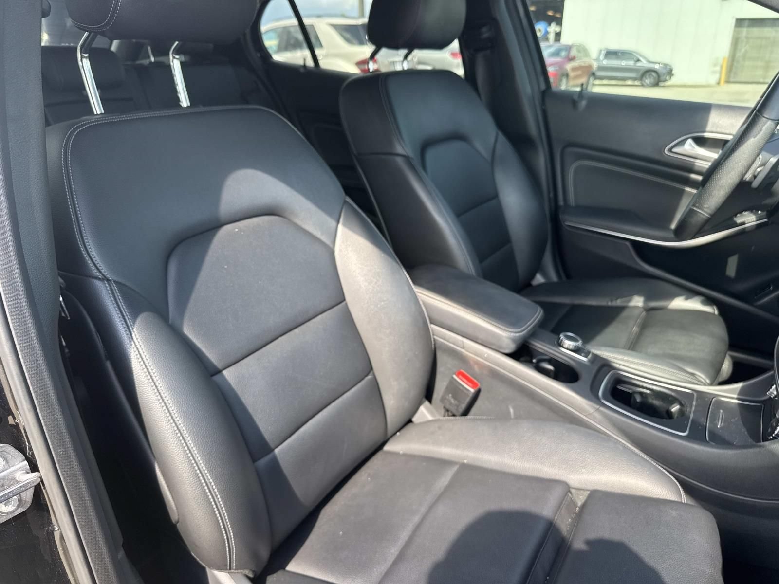 Used 2019 Mercedes-Benz GLA 250 image 12