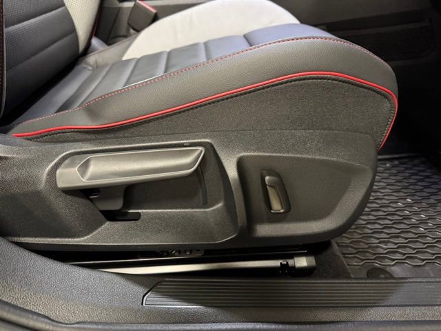 Used 2024 Volkswagen GTI SE image 10