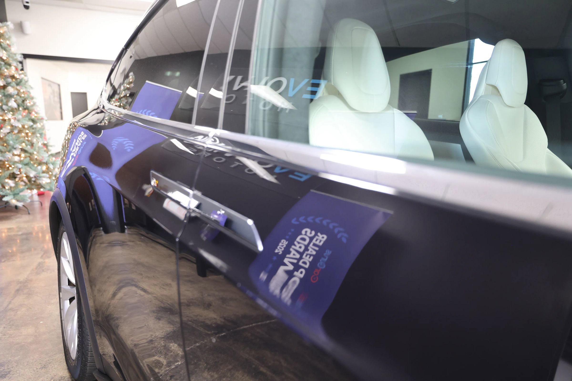 Used 2018 Tesla Model X P100D image 15