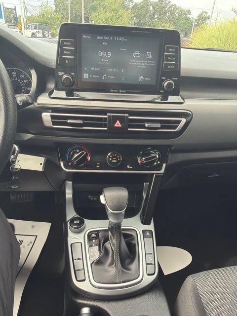 Used 2021 Kia Seltos LX w/ Paint Protection Package AWD/4WD image 19