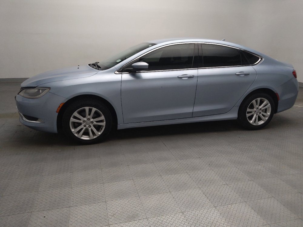 Used 2015 Chrysler 200 Limited w/ Convenience Group FWD image 2