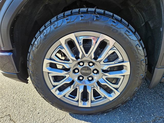 Used 2023 GMC Sierra 1500 Denali Ultimate image 9