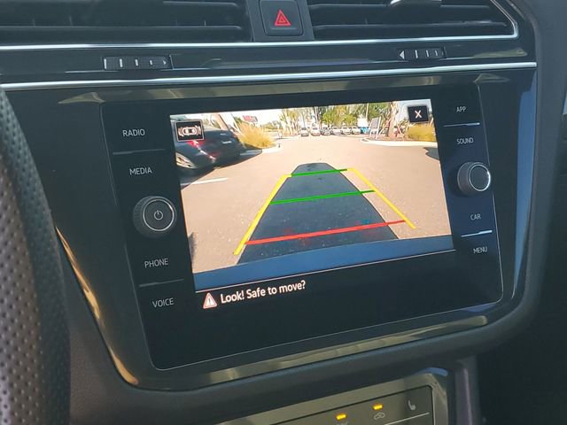 Certified 2023 Volkswagen Tiguan SE R-Line FWD image 21