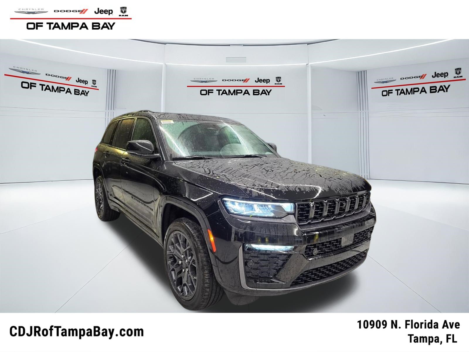 New 2026 Jeep Grand Cherokee Summit w/ Obsidian Package