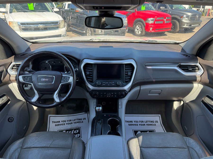 Used 2017 GMC Acadia SLT AWD/4WD image 22