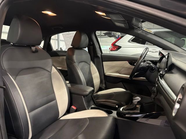 Used 2020 Kia Forte EX FWD image 18