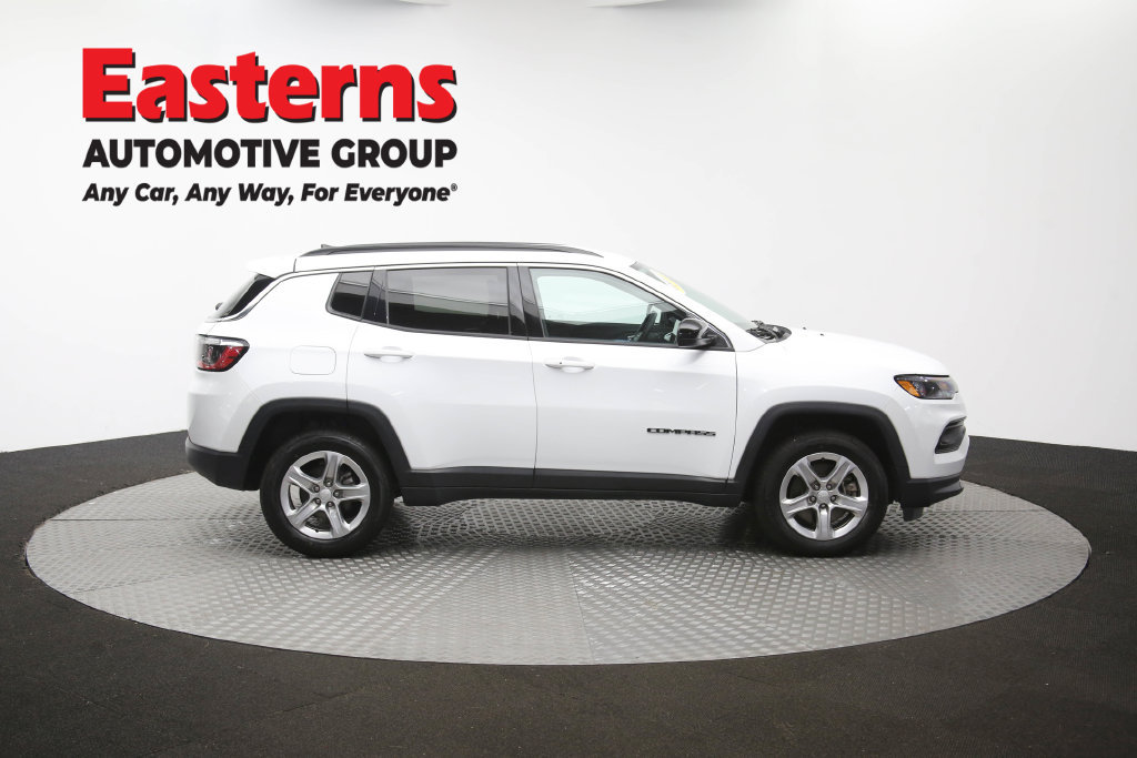 Used 2024 Jeep Compass Latitude AWD/4WD image 44