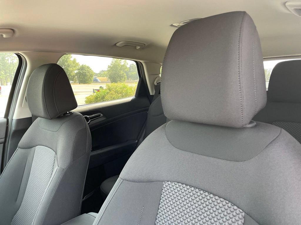 New 2026 Kia Sportage LX w/ LX Convenience Package FWD image 22