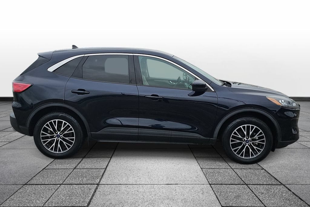 Used 2021 Ford Escape SE FWD image 4