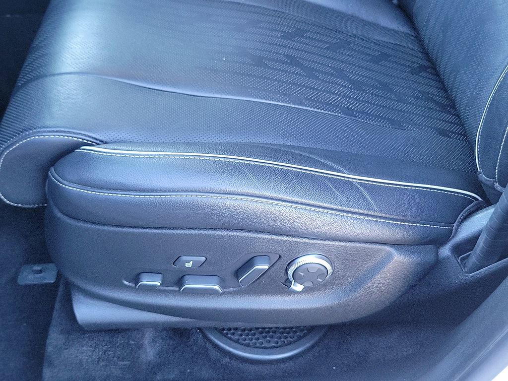 Used 2022 Genesis GV80 2.5T w/ Prestige Package 04 image 34