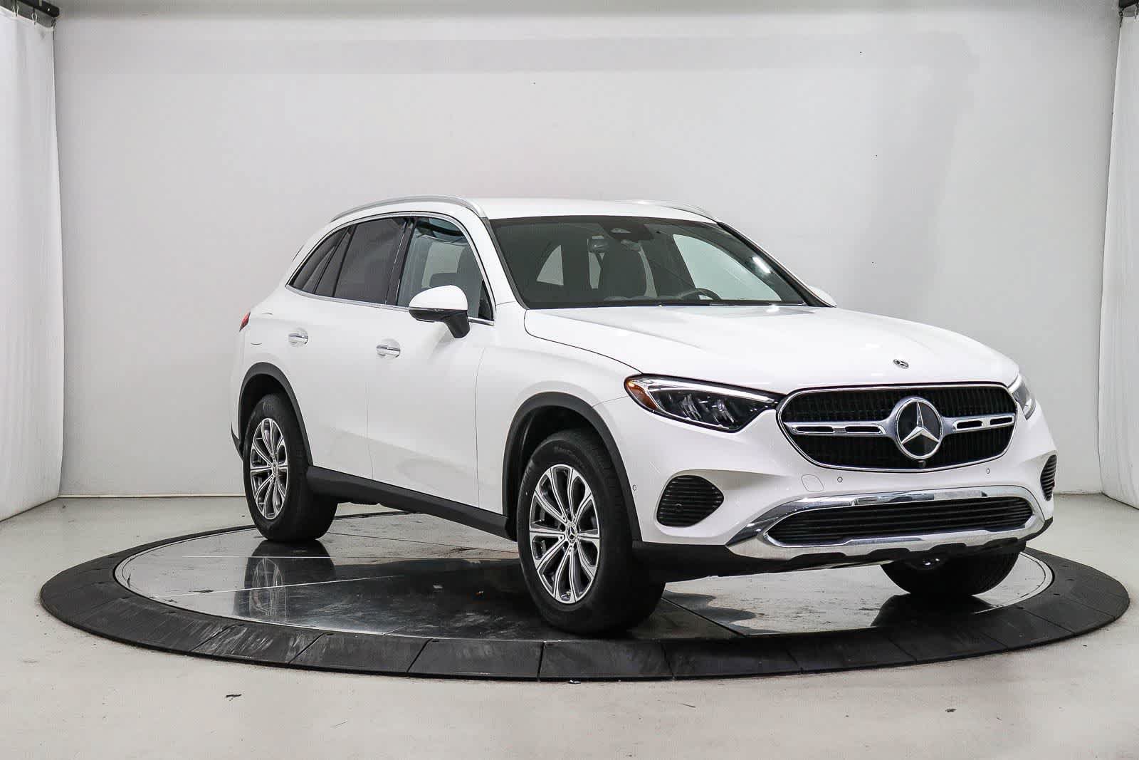 Used 2024 Mercedes-Benz GLC 300 image 5